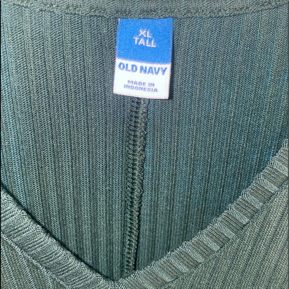 Old Navy Sleeveless V-Neck Ribbed Maxi Shift Dress - Picture 2 of 6